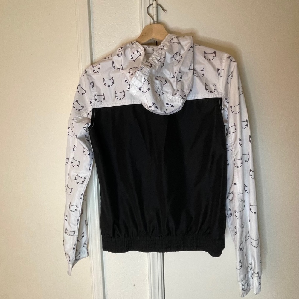 Fox Patterned Light Jacket - Picture 2 of 5